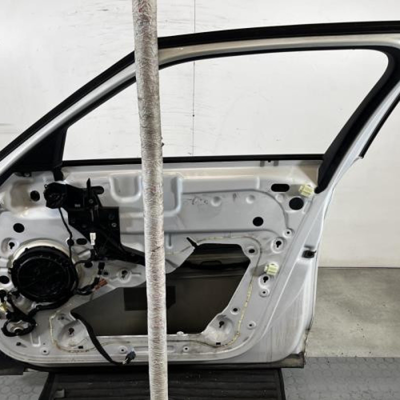 Porte avant droit CITROEN DS5 Photo n°4