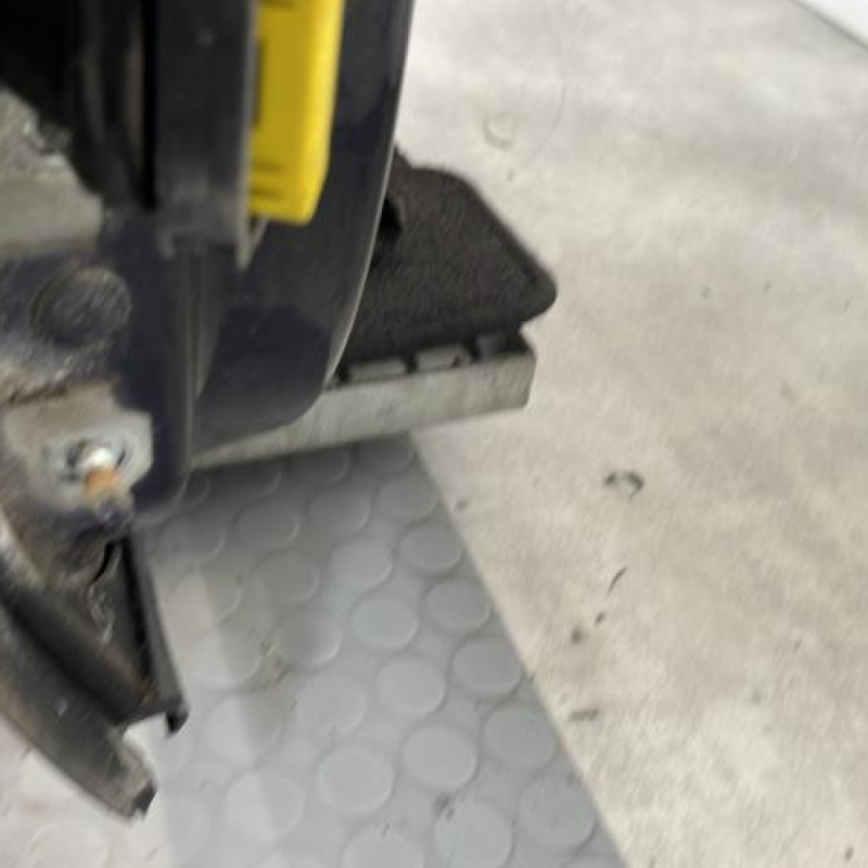 Porte avant droit RENAULT LAGUNA 3 Photo n°3