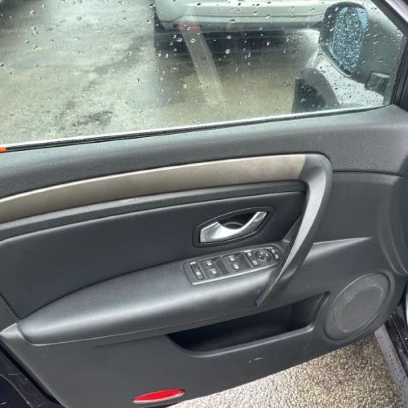 Porte avant droit RENAULT LAGUNA 3 Photo n°15