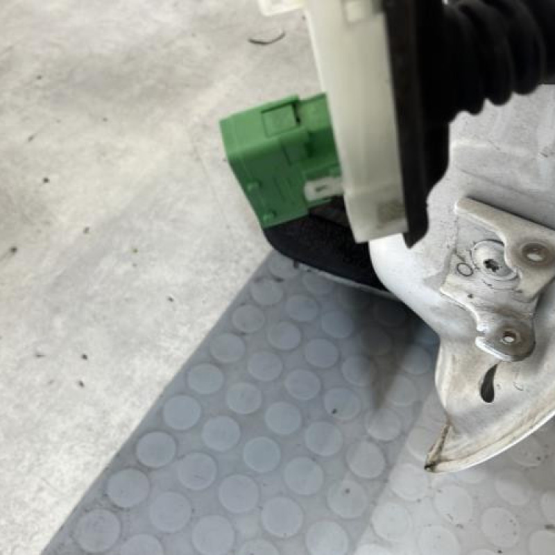 Porte avant gauche PEUGEOT 208 1 Photo n°3