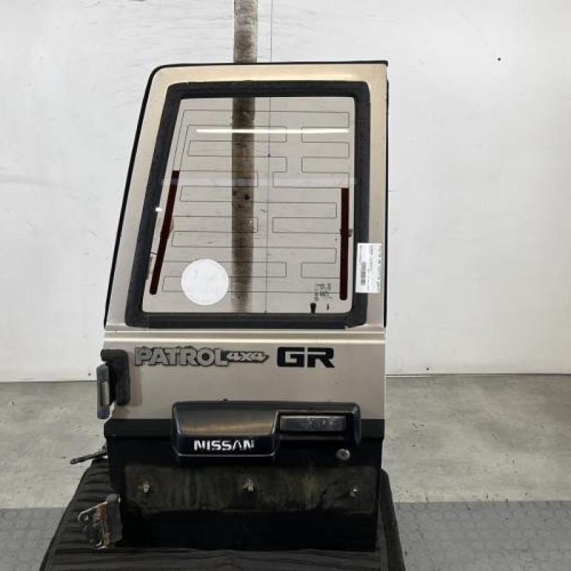 Porte de coffre gauche NISSAN PATROL 1 Photo n°1