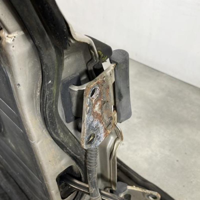 Porte de coffre gauche NISSAN PATROL 1 Photo n°4