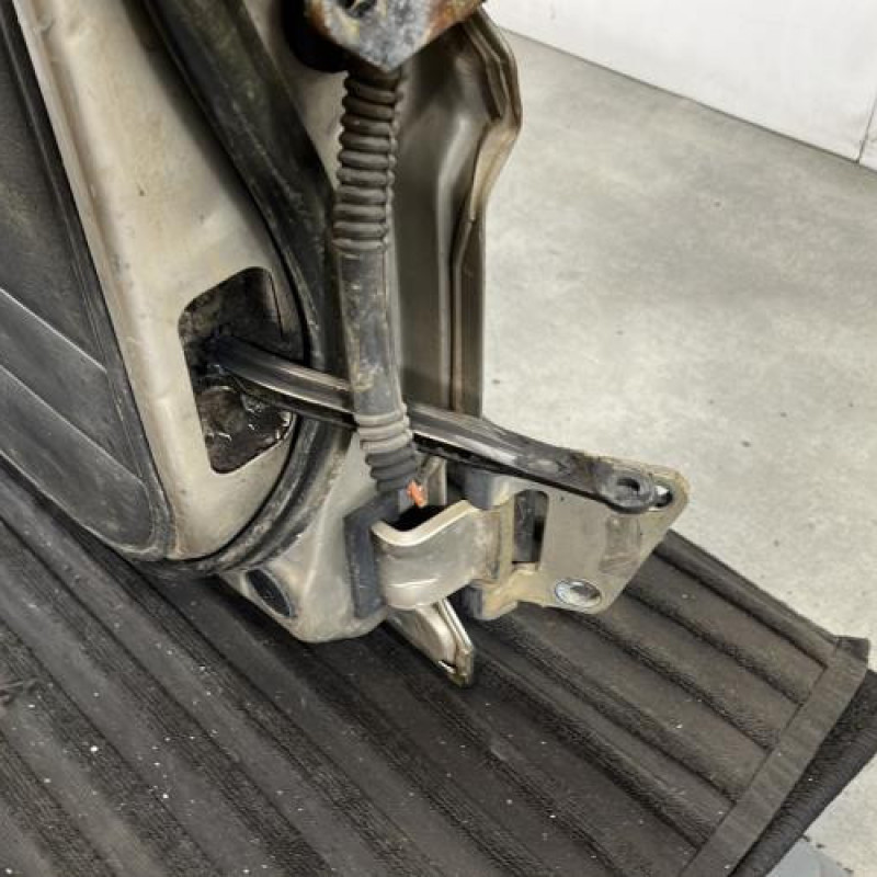 Porte de coffre gauche NISSAN PATROL 1 Photo n°5