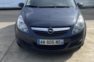 Optique avant principal gauche (feux)(phare) OPEL CORSA D