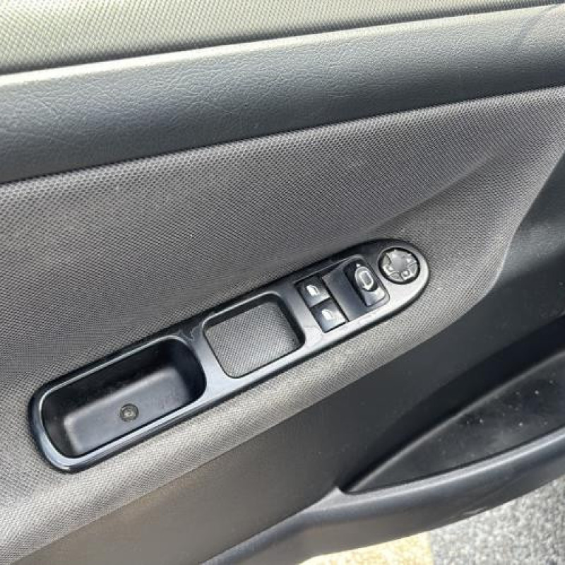 Cremaillere assistee PEUGEOT 207 Photo n°15