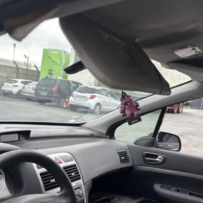 Reservoir essence PEUGEOT 307 Photo n°13