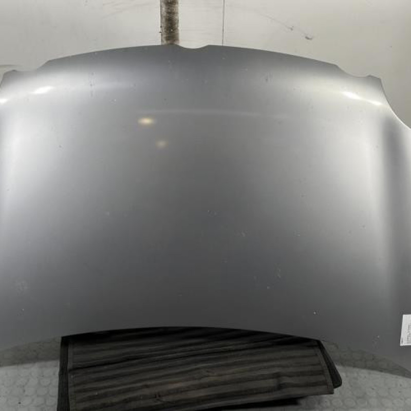 Capot VOLKSWAGEN POLO 4 Photo n°1