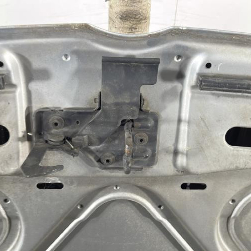 Capot VOLKSWAGEN POLO 4 Photo n°6