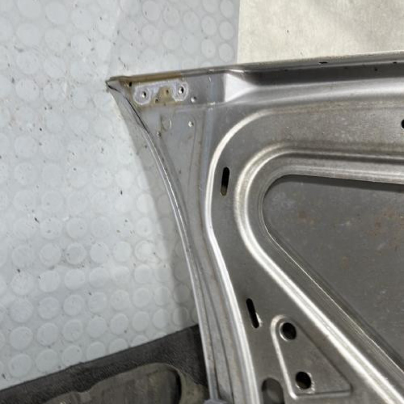 Capot VOLKSWAGEN POLO 4 Photo n°7