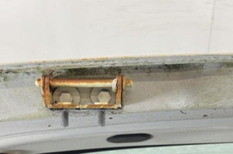 Malle/Hayon arriere FORD FIESTA 4