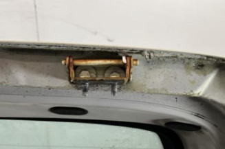 Malle/Hayon arriere FORD FIESTA 4