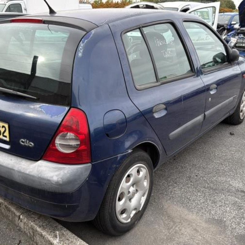 Aile avant droit RENAULT CLIO 2 Photo n°8