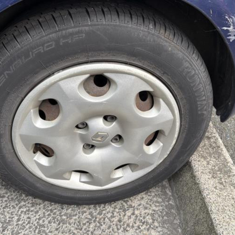 Aile avant gauche RENAULT CLIO 2 Photo n°19