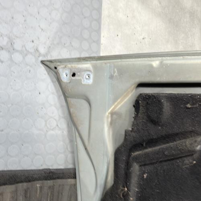 Capot RENAULT CLIO 2 Photo n°8