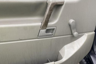 Vitre porte coffre gauche VOLKSWAGEN TRANSPORTER 4