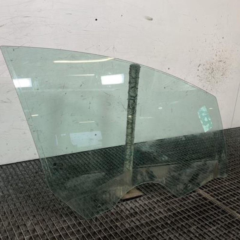 Vitre avant droit OPEL ASTRA J Photo n°3