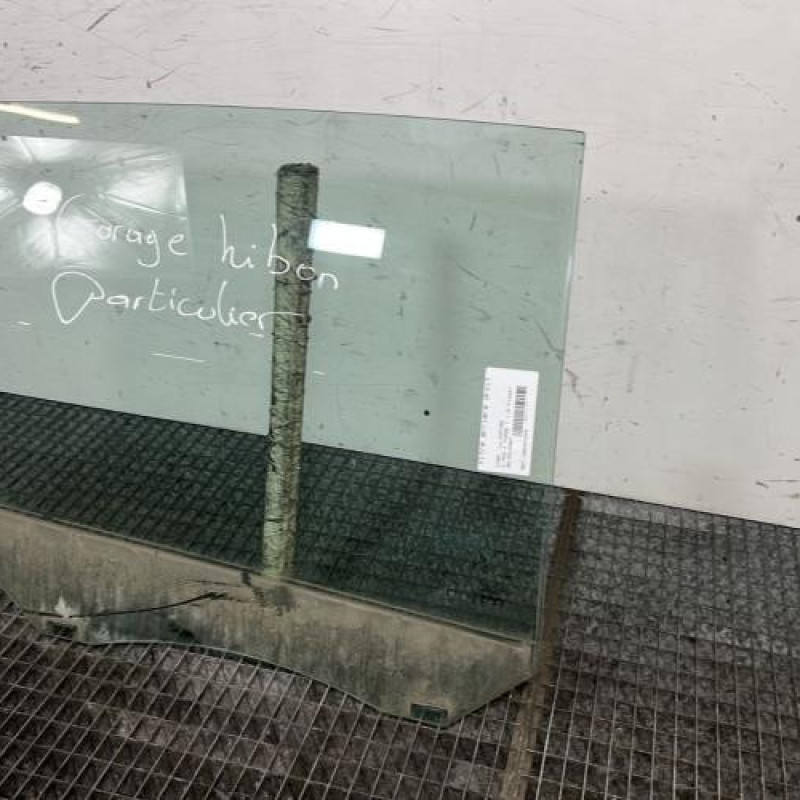 Vitre arriere droit FORD C-MAX 1 Photo n°3