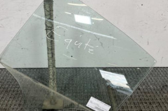 Vitre arriere gauche OPEL CORSA E Photo n°1