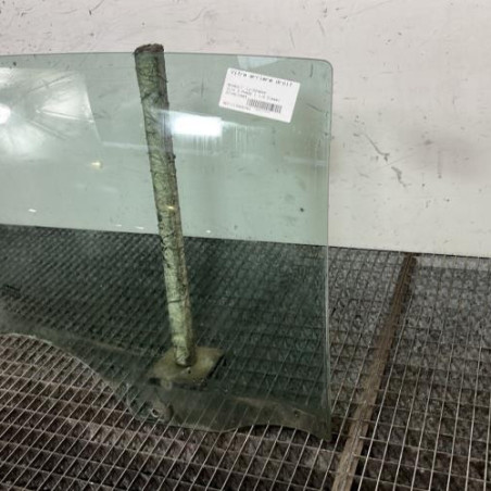 Vitre arriere droit RENAULT CLIO 3