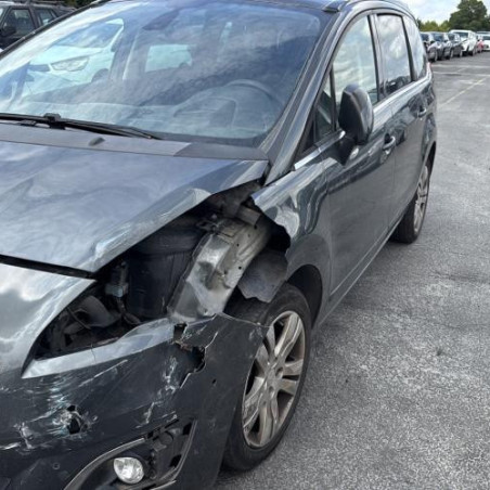 Feu arriere stop central PEUGEOT 5008 1 Photo n°1