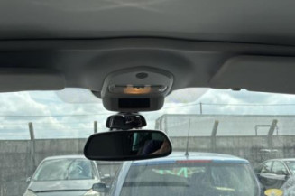 Feu arriere stop central PEUGEOT 5008 1