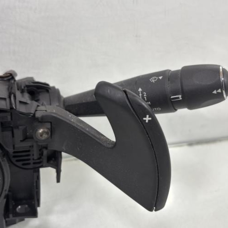 Com (Bloc Contacteur Tournant+Commodo Essuie Glace+Commodo Phare) PEUGEOT 508 1 Photo n°3