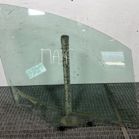 Vitre avant droit PEUGEOT PARTNER 2 Photo n°1