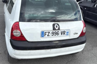 Pare choc arriere RENAULT CLIO 2