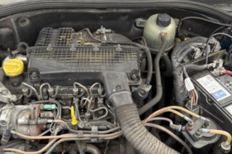 Pare choc arriere RENAULT CLIO 2