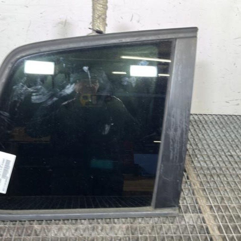 Custode arriere droit VOLKSWAGEN TOURAN 1 Photo n°1