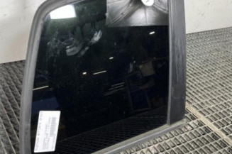 Custode arriere droit VOLKSWAGEN TOURAN 1