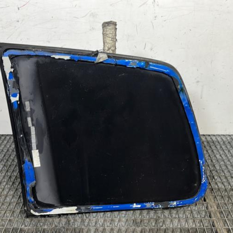 Custode arriere droit VOLKSWAGEN TOURAN 1 Photo n°4