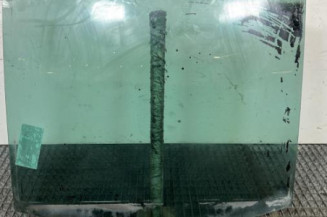 Vitre arriere gauche VOLKSWAGEN TOURAN 1 Photo n°1