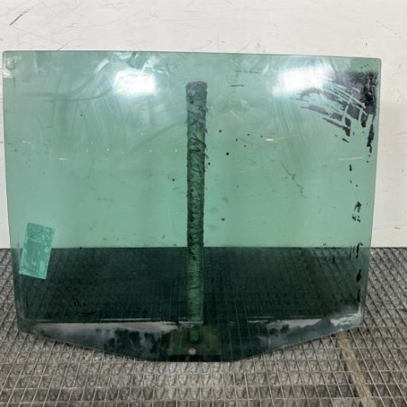 Vitre arriere gauche VOLKSWAGEN TOURAN 1 Photo n°1
