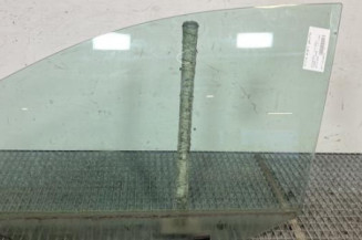 Vitre avant gauche VOLKSWAGEN TOURAN 1 Photo n°1