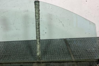 Vitre avant gauche VOLKSWAGEN TOURAN 1