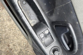 Porte avant gauche RENAULT CLIO 2