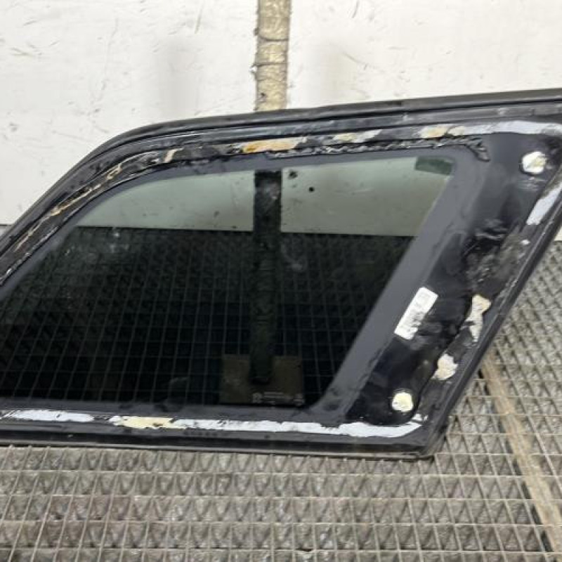 Custode arriere gauche PEUGEOT 5008 2 Photo n°4