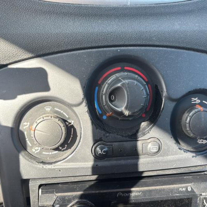 Custode arriere gauche RENAULT CLIO 3 Photo n°20