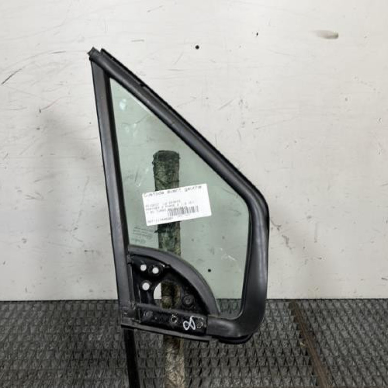 Custode avant gauche (porte) PEUGEOT PARTNER 2 Photo n°4