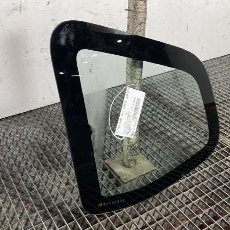 Custode arriere gauche DACIA DUSTER 1 Photo n°2