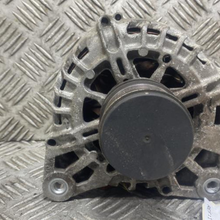 Alternateur DACIA DUSTER 1 Photo n°1