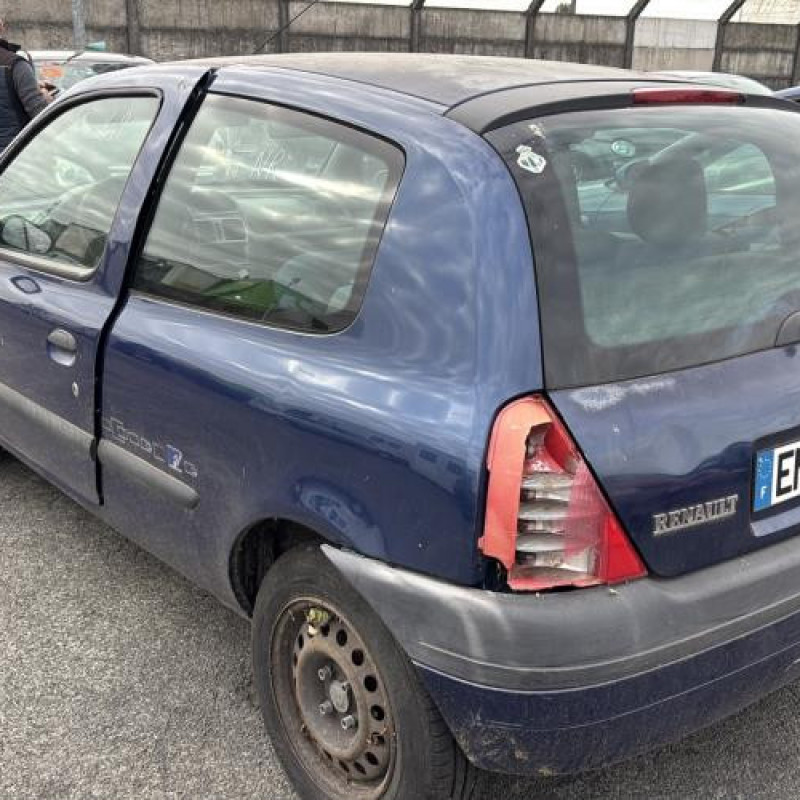 Custode arriere gauche RENAULT CLIO 2 Photo n°8