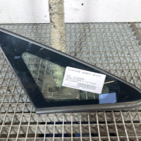 Custode avant droit OPEL CORSA D Photo n°1