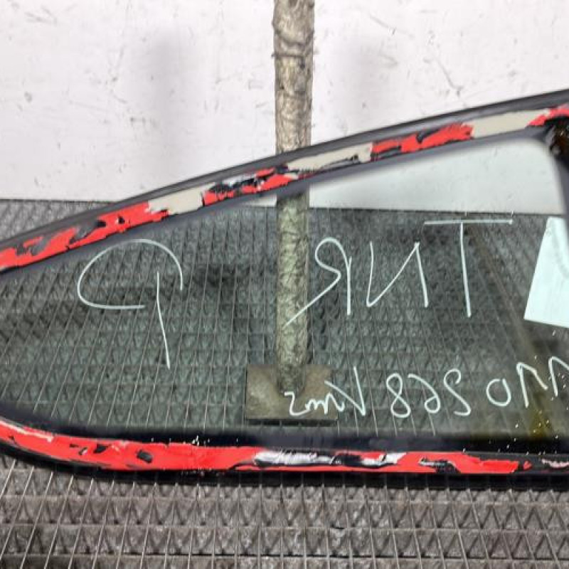 Custode arriere gauche FORD FIESTA 6 Photo n°4