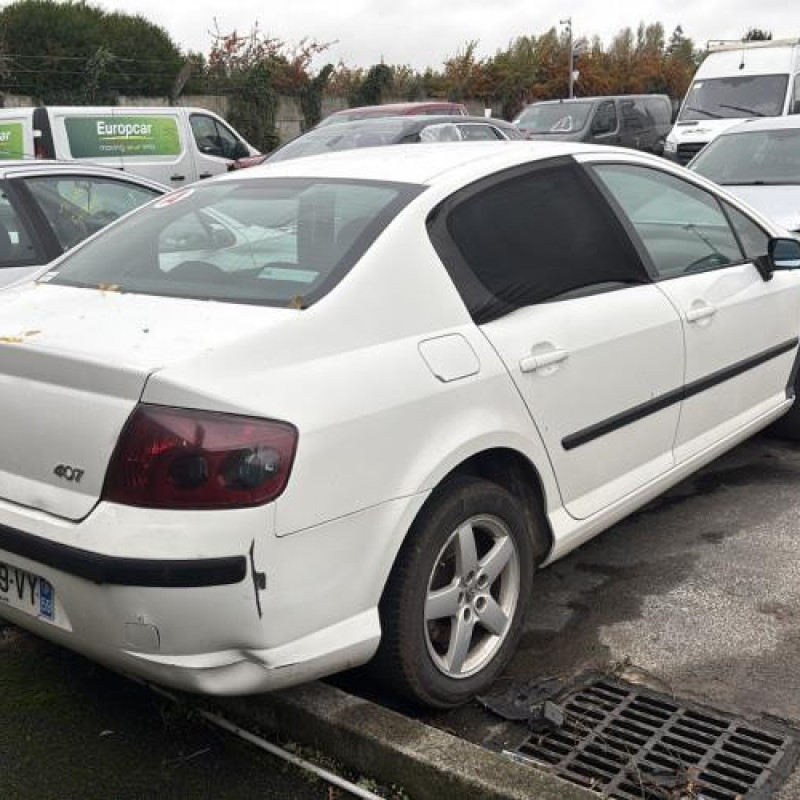 Reservoir essence PEUGEOT 407 Photo n°4