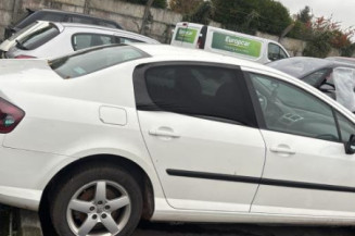 Reservoir essence PEUGEOT 407