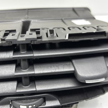 Aerateur tableau de bord PEUGEOT 208 1