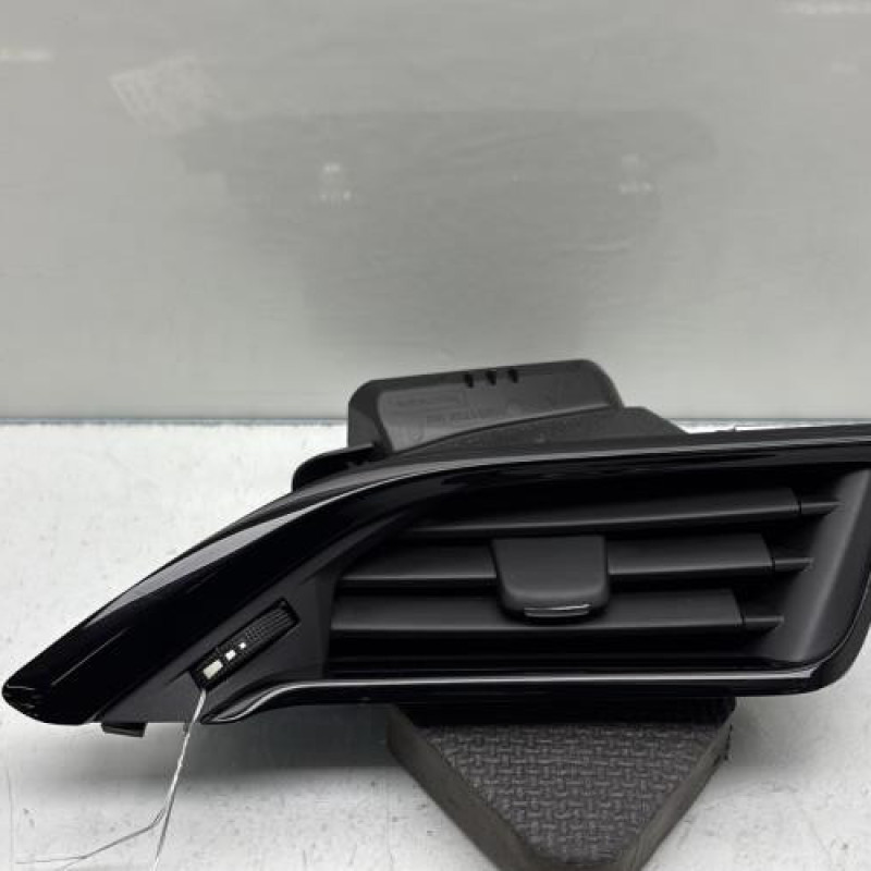 Aerateur tableau de bord avant droit PEUGEOT 208 1 Photo n°1