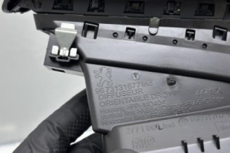 Aerateur tableau de bord avant droit PEUGEOT 208 1